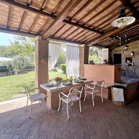 Villa Muralto - 5 Bedroom With Panoramic Pool