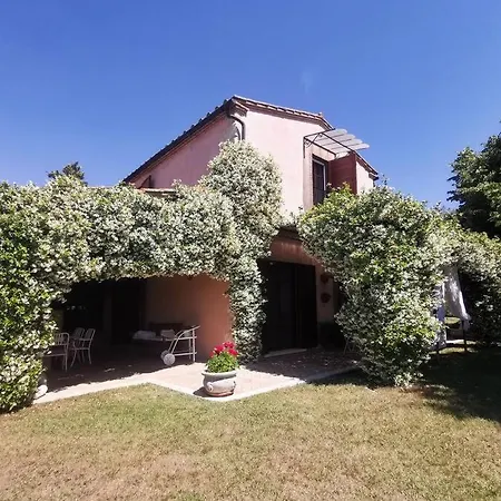 Villa Muralto - 5 Bedroom With Panoramic Pool