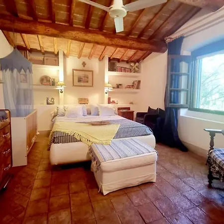Muralto - 5 Bedroom With Panoramic Pool Villa Penna in Teverina
