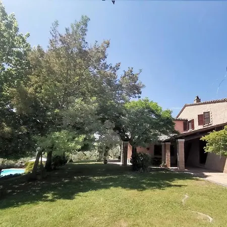 Muralto - 5 Bedroom With Panoramic Pool *